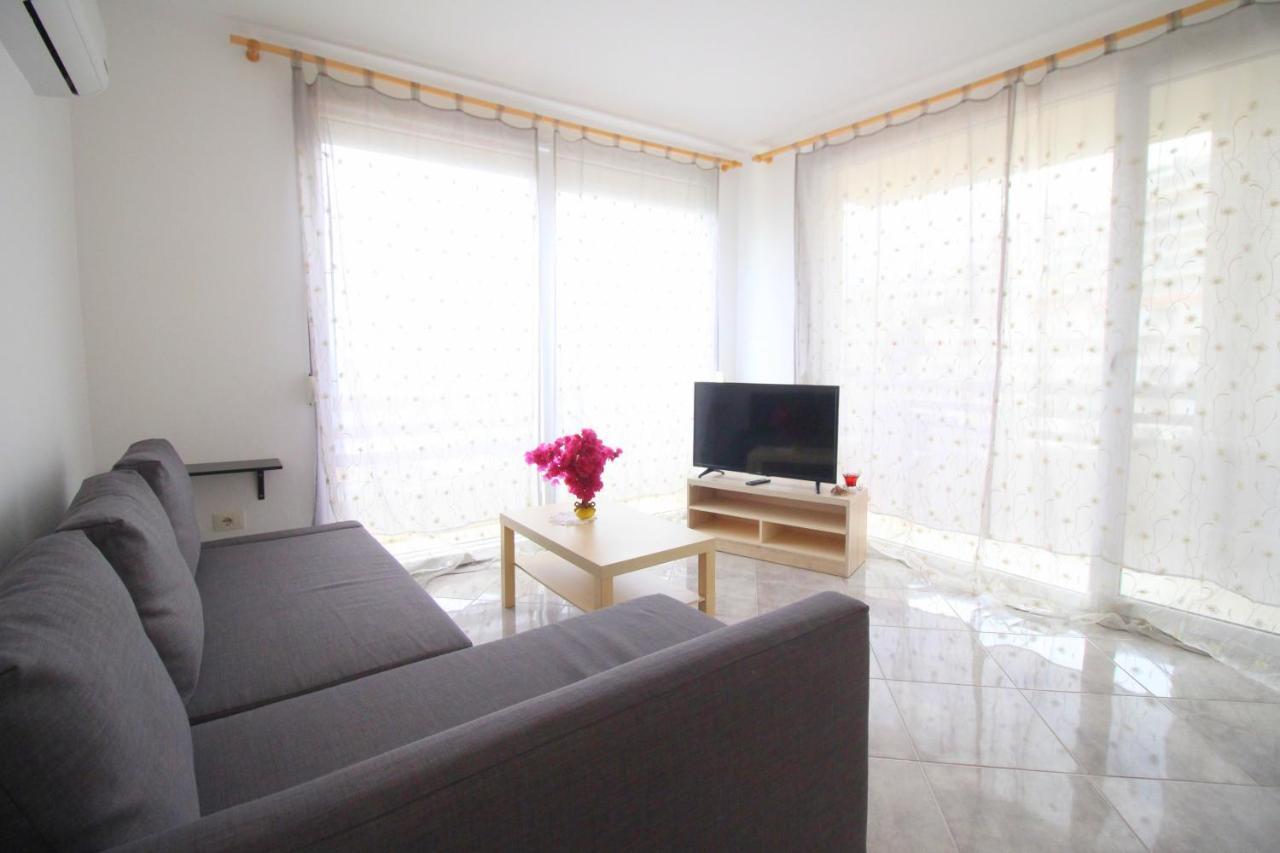 The Bay Apartments Σαράντα Εξωτερικό φωτογραφία