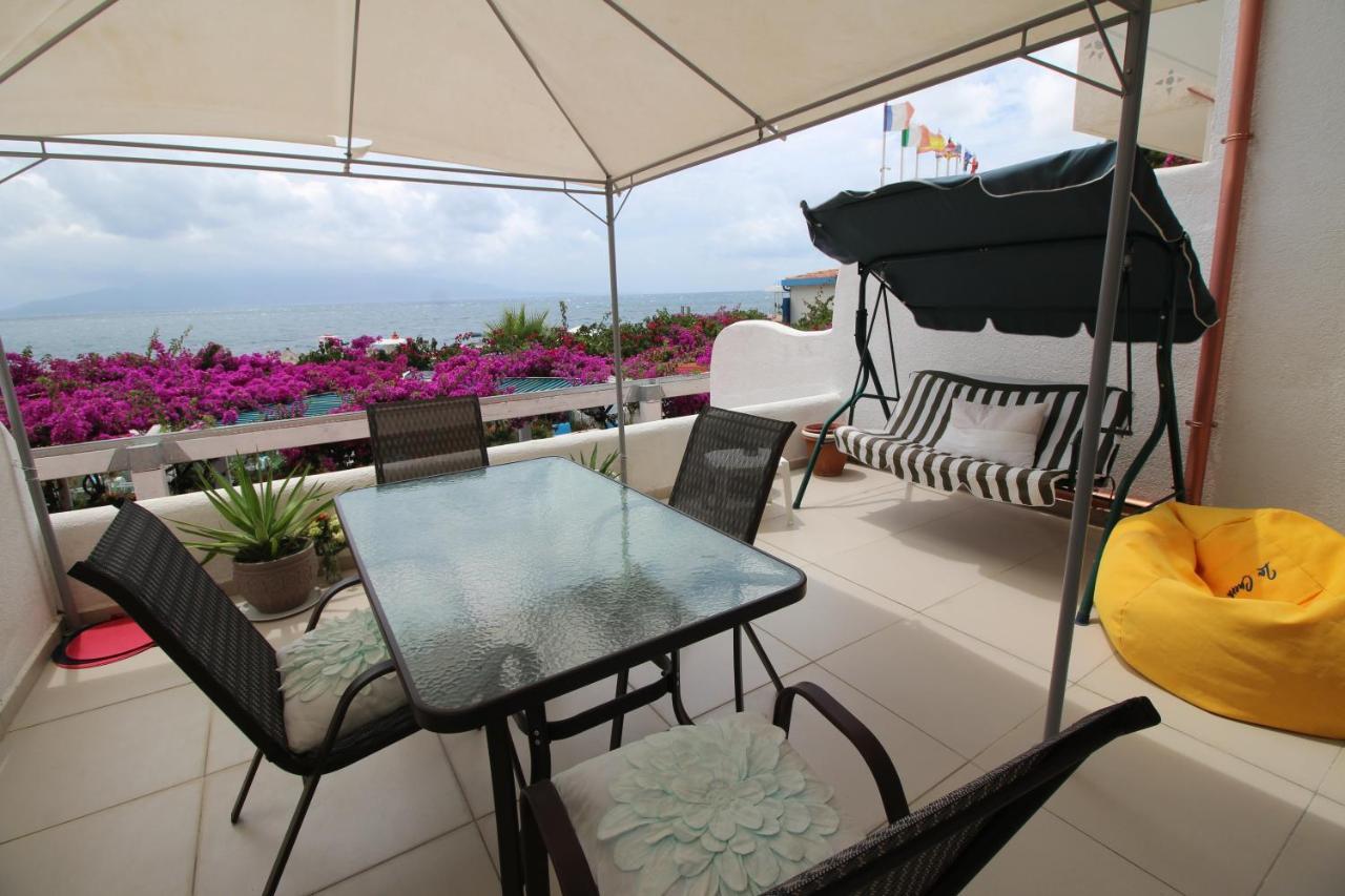 The Bay Apartments Σαράντα Εξωτερικό φωτογραφία