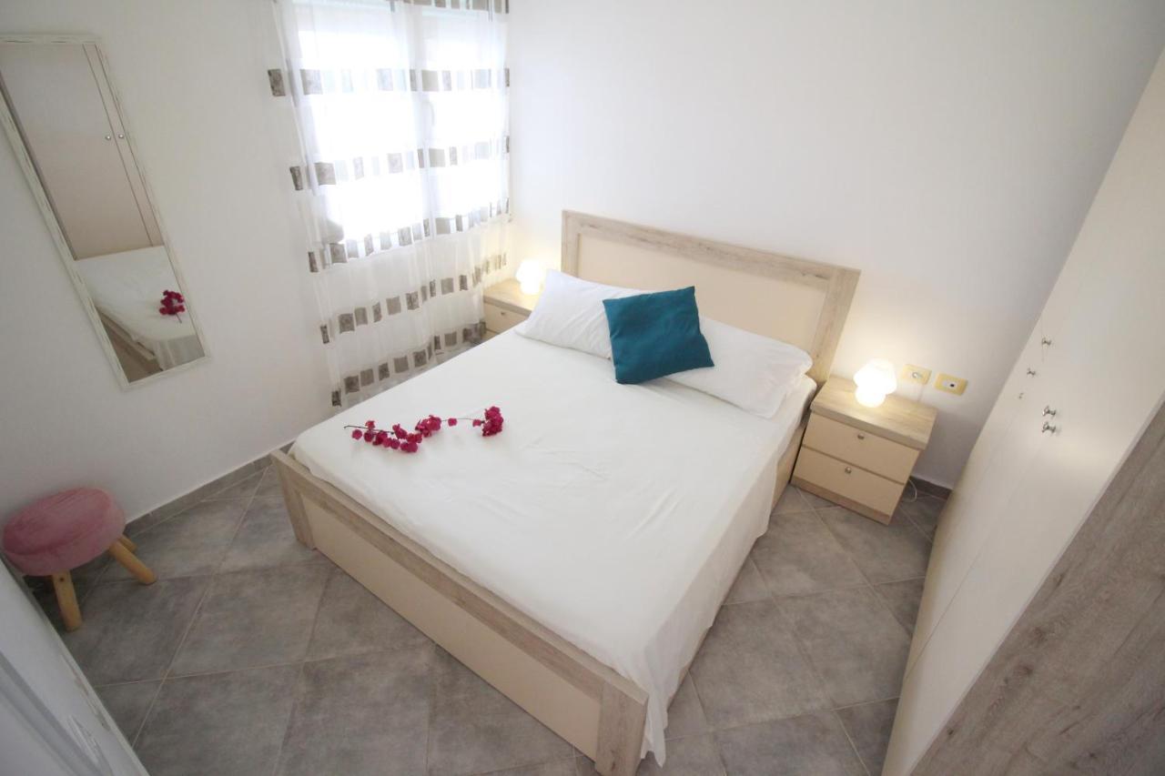 The Bay Apartments Σαράντα Εξωτερικό φωτογραφία