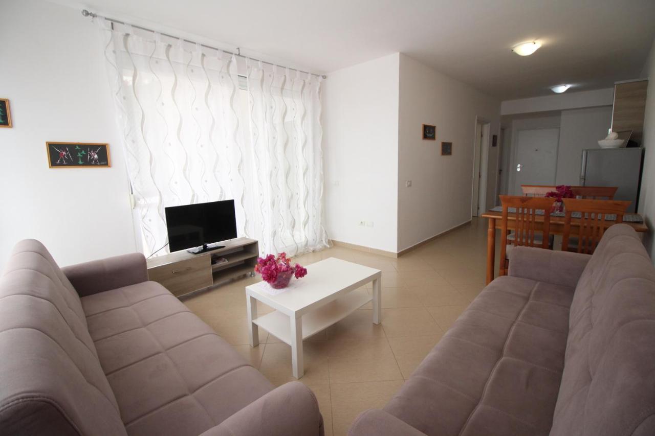 The Bay Apartments Σαράντα Εξωτερικό φωτογραφία