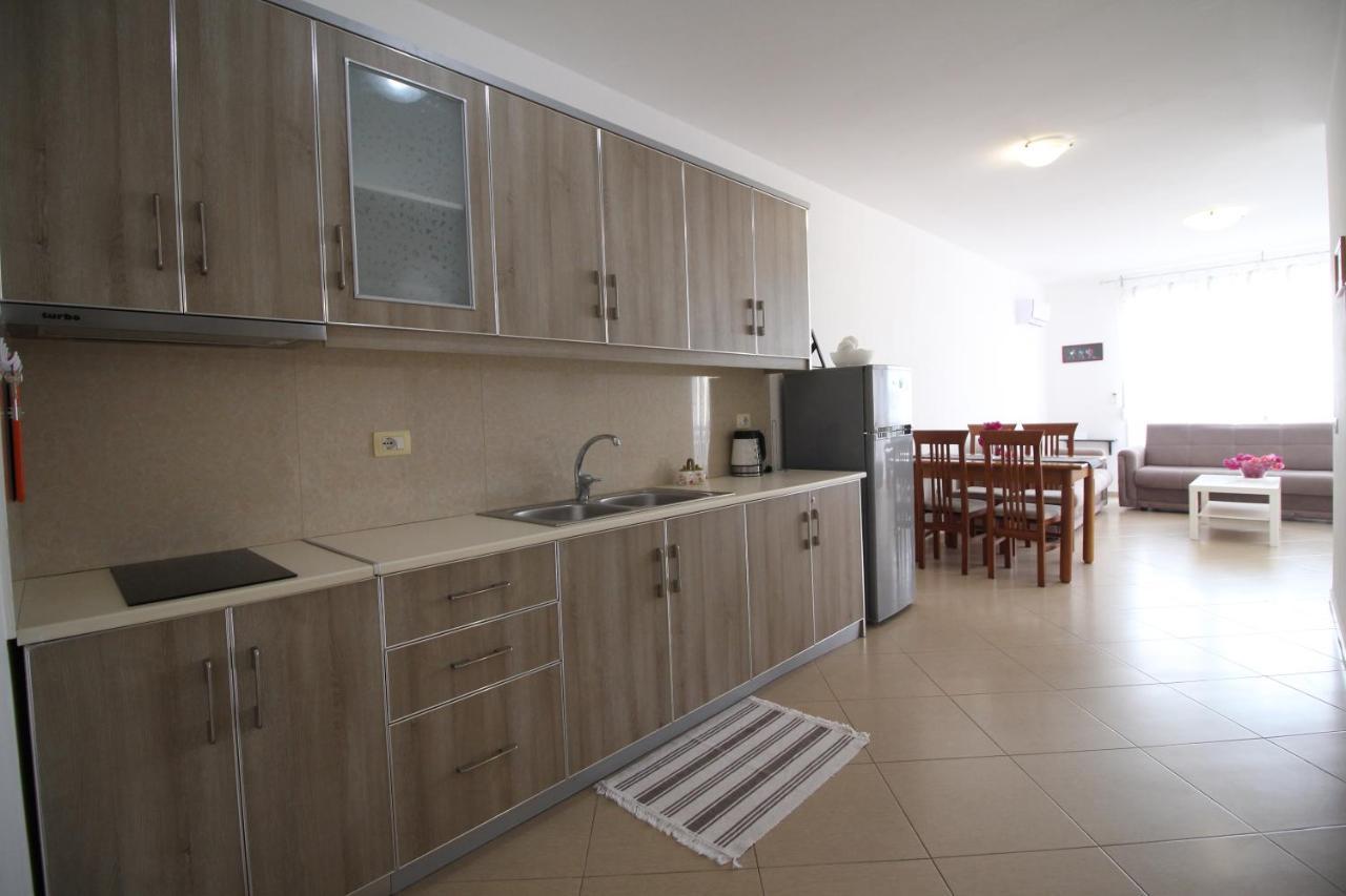 The Bay Apartments Σαράντα Εξωτερικό φωτογραφία